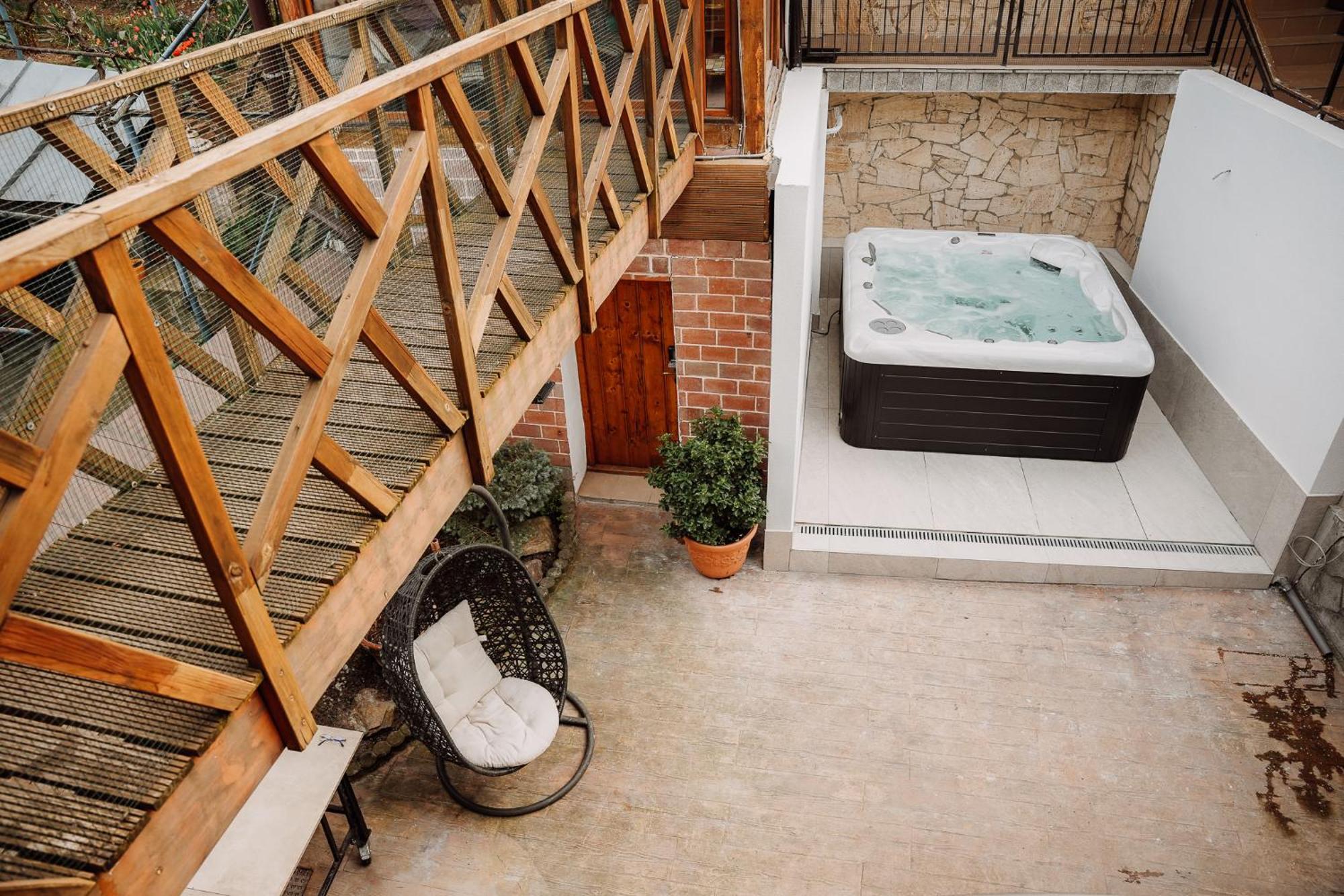 Real Home 1 Sibiu Exterior photo